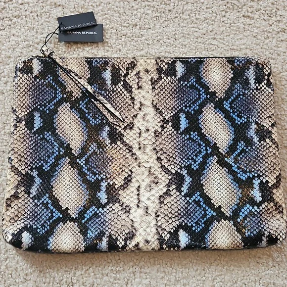 Banana Republic Snake Skin Embossed Leather Clutch Oversized Buttery Soft NWT - Picture 15 of 16